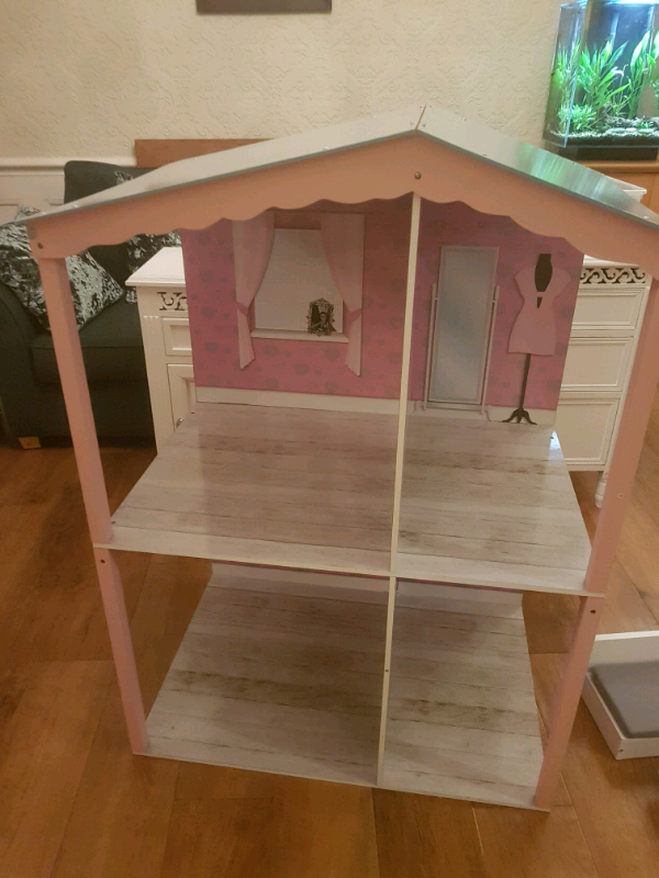 designer friends dolls house